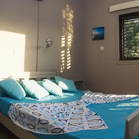 Annita Court Block B, Apt6 * Aya Napa