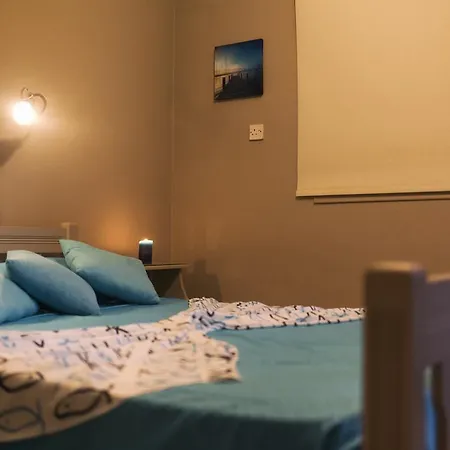 Annita Court Block B, Apt6 *